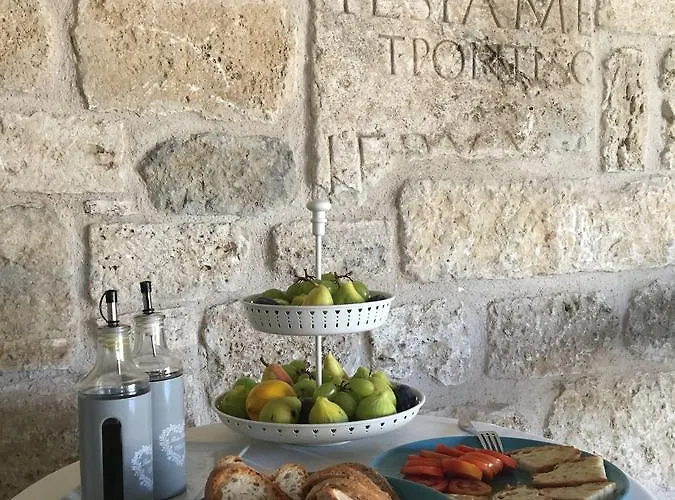 Residenza Pacifici 3*